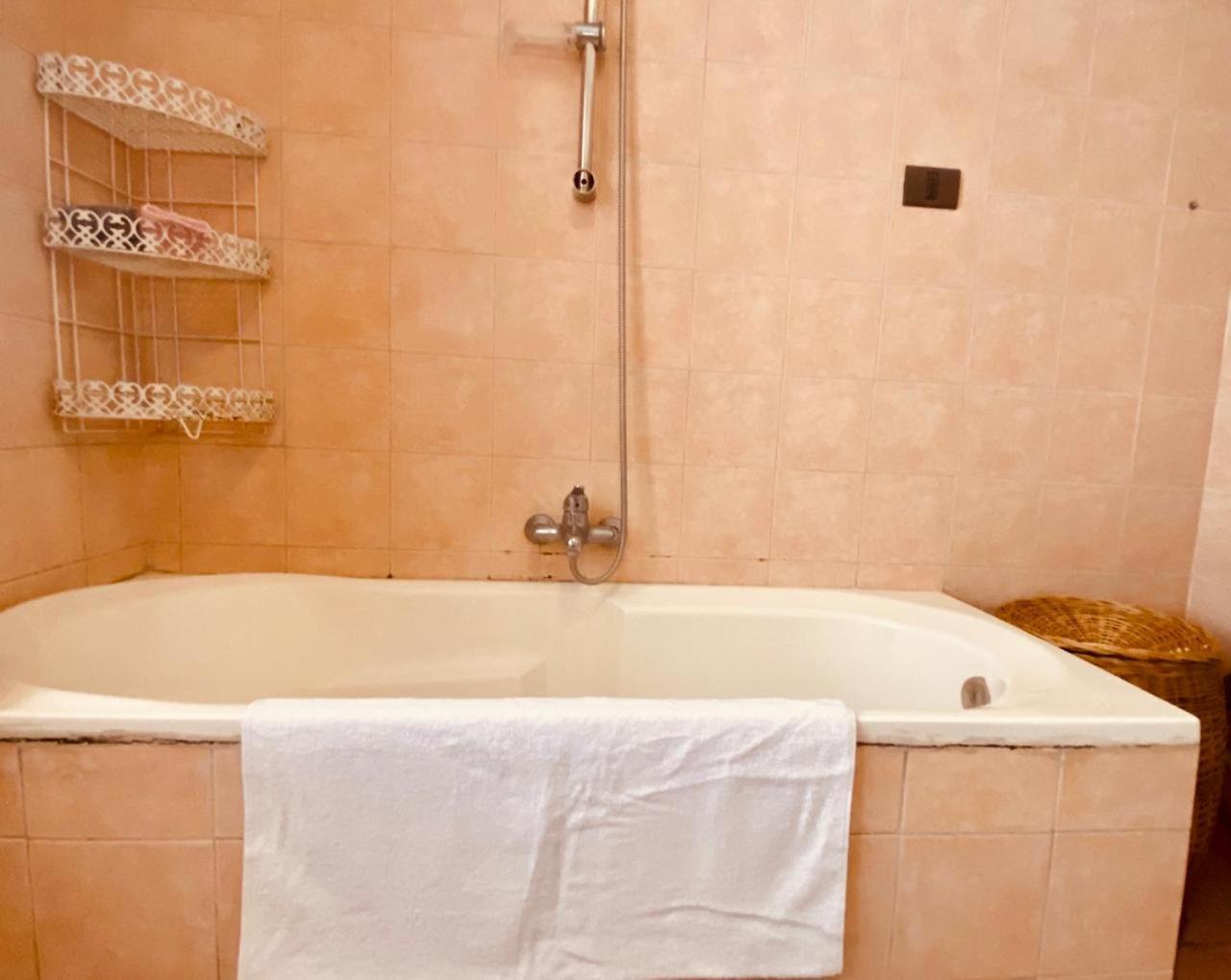 Apartment Тирана Екстериор снимка